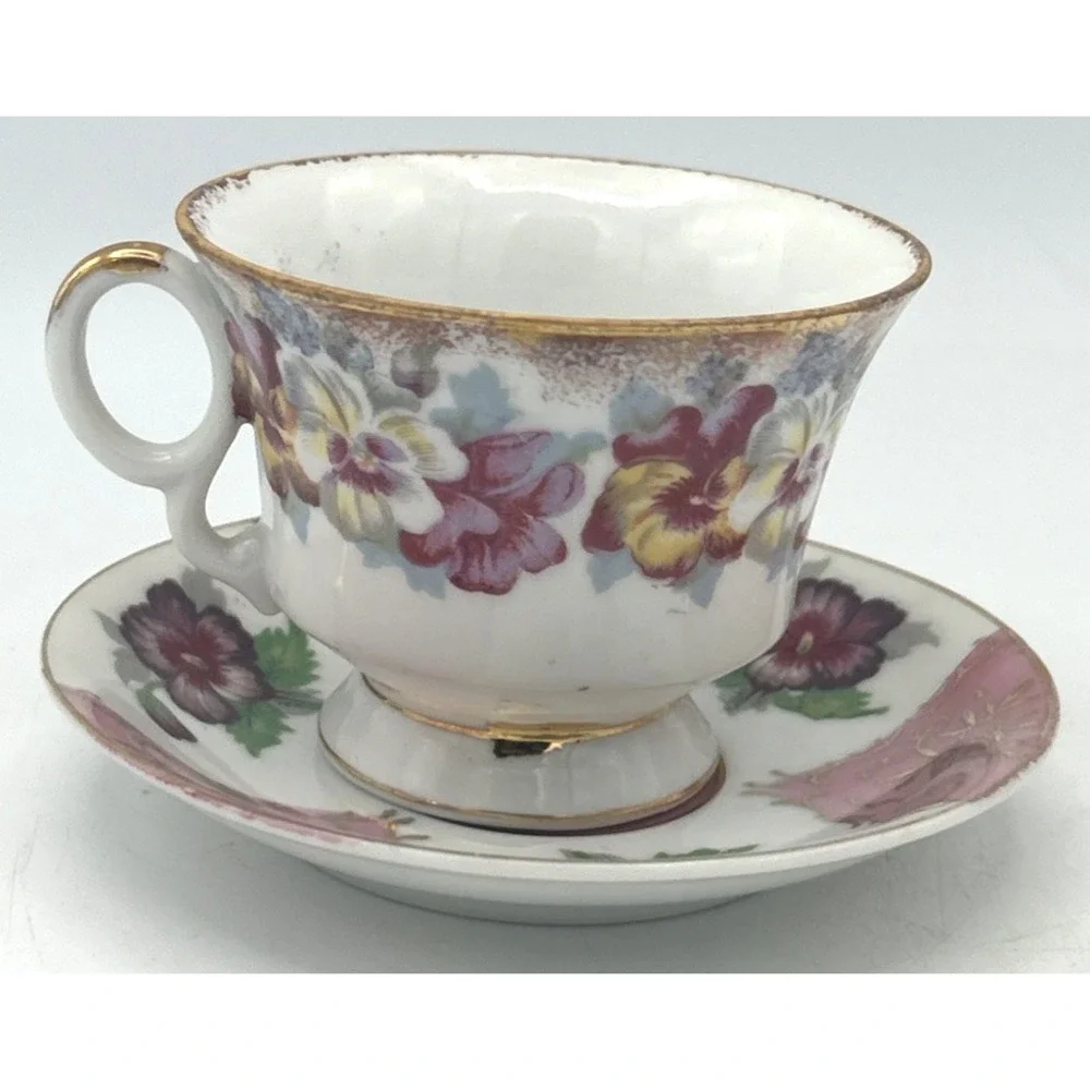 Vintage‎ Hand-Painted Floral Porcelain Teacup & 4 3/4